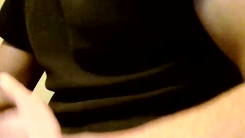 Snapshot of heretost chatting on January 23, 12:25 am mr D online show from January 23, 12:25 am