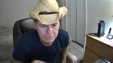 hewes1 online show from January 14, 8:37 pm