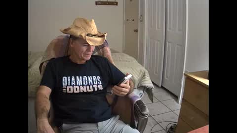 hewes1 online show from January 15, 10:35 pm