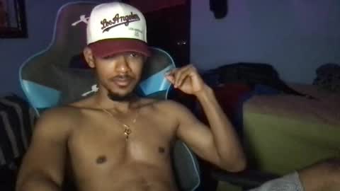 hhotcrazy online show from October 18, 5:45 am