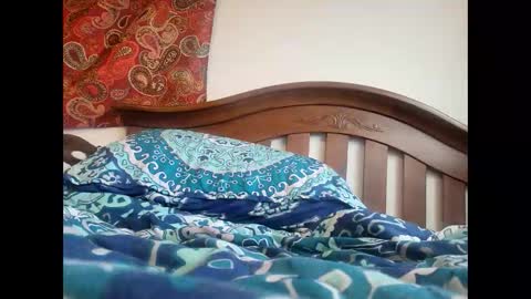 hippiejagain online show from April 2, 8:27 pm