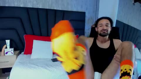 Hisoka online show from October 31, 1:18 am