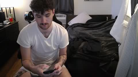 Mitch online show from November 14, 3:53 am