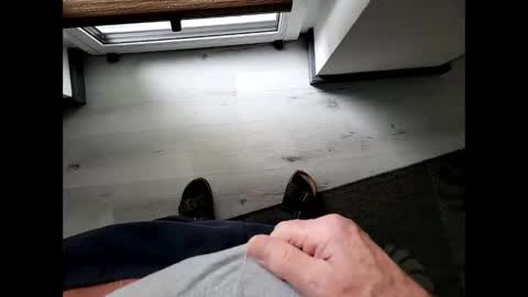 holger_man online show from March 1, 7:53 am