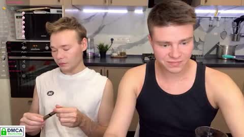 holy_eggs_00 online show from October 8, 6:12 pm