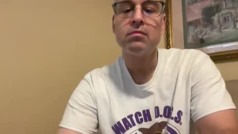 Snapshot of honey_man14 chatting on October 20, 2:15 am honey_man14 online show from October 20, 2:15 am