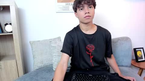 honeymoon_sariel online show from November 28, 9:06 pm