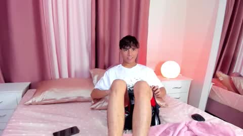 honeymoon_sariel online show from November 7, 8:23 pm