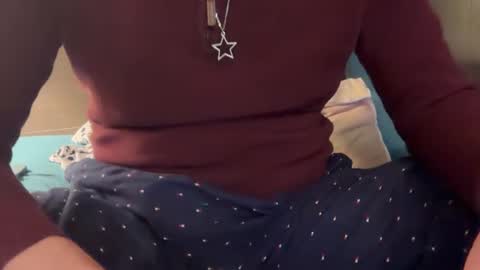 HorchataLeche online show from November 2, 1:43 am