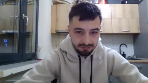 horny_couple9600 online show from December 22, 3:25 am