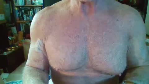 horny_old_coach online show from January 31, 8:12 pm