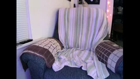 Snapshot of horny_willing_ready chatting on October 16, 11:35 pm Horny Willing Ready online show from October 16, 11:35 pm