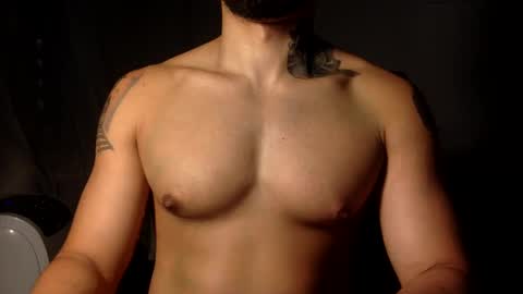 hornybbcxx online show from October 26, 4:36 am