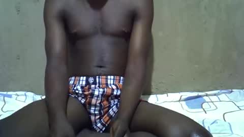 hornyboy738154 online show from May 17, 4:03 pm