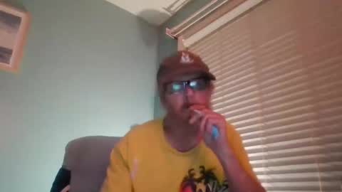 Snapshot of hornyd7711 chatting on October 19, 1:21 am hornyd7711 online show from October 19, 1:21 am