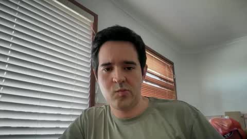 Snapshot of hornylook59 chatting on December 17, 5:18 am hornylook59 online show from December 17, 5:18 am