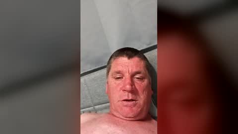 hornyman6942842 online show from August 8, 7:04 am