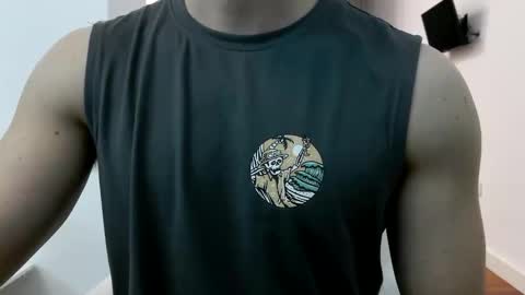 hornyspaniard93 online show from April 17, 5:15 pm