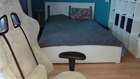 hot_cap_77 online show from September 18, 3:58 pm