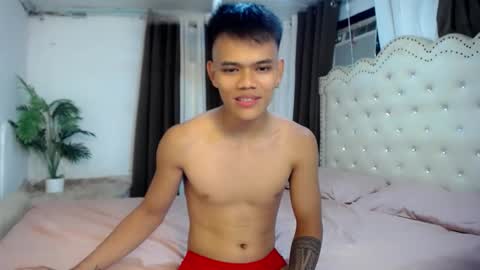 hot_fucker_ online show from November 9, 7:01 am