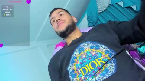 Snapshot of hot_latino_boy_ chatting on October 17, 6:06 am Alejandro online show from October 17, 6:06 am