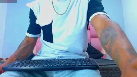 JUSTIN LOGAN online show from February 23, 12:51 pm