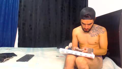 Hot Sharks   online show from May 27, 6:54 am