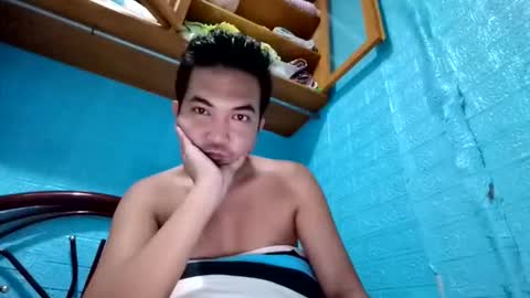 Snapshot of hotboyralph_2995xx chatting on October 31, 11:13 am hotboyralph_2995xx online show from October 31, 11:13 am