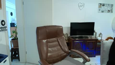 Hotboyshorny online show from February 6, 9:39 am