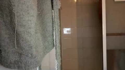 hotfrenchdadd online show from April 19, 4:28 pm