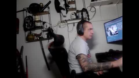 hotkinkytat online show from January 31, 2:37 am