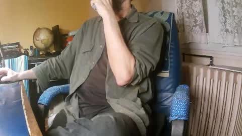 hotleopold online show from March 18, 7:28 pm