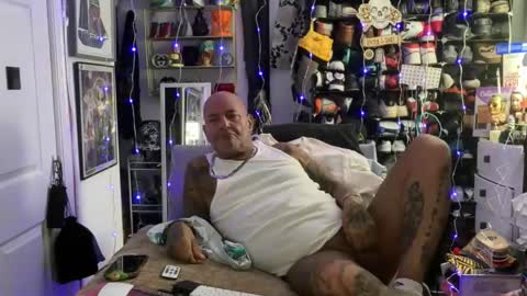 hotstuff775616 online show from February 25, 3:40 am