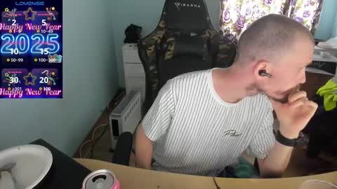 hot online show from March 9, 8:51 am