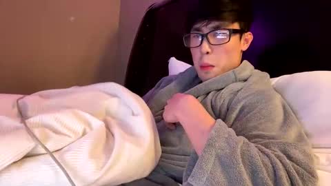 hottiewithabody101 online show from November 9, 6:28 am