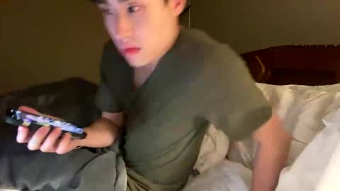 hottiewithabody101 online show from October 31, 2:13 am