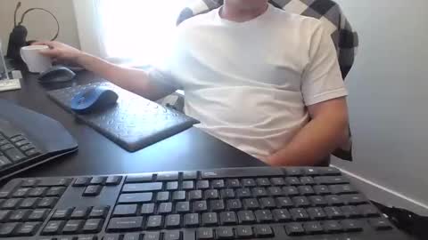 hoverday online show from February 9, 4:11 pm