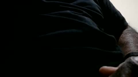 Snapshot of hugo_bulls chatting on February 9, 3:32 am HunkyLover online show from February 9, 3:32 am