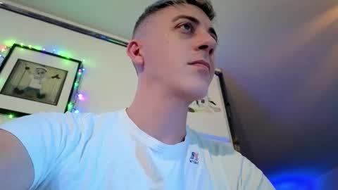 Hugo online show from December 20, 9:55 pm