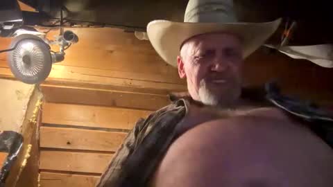 hung34u online show from April 4, 10:56 am