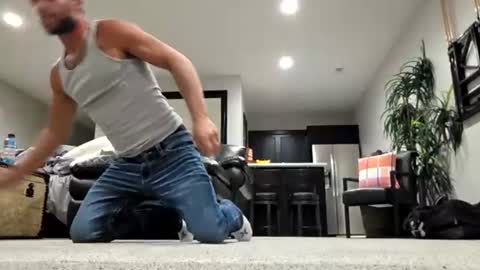 hunganhorny88 online show from July 15, 2:07 am