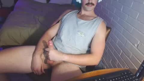 hunggiant520 online show from January 16, 10:34 pm