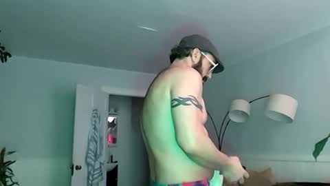 hungitalian40 online show from July 3, 6:56 pm