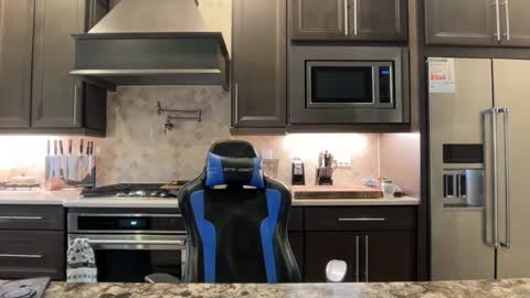 hungkingg22 online show from June 11, 1:09 pm