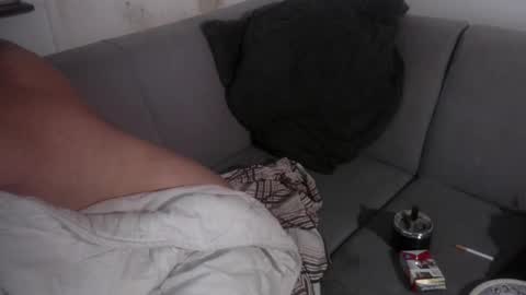 LittleDevilXo1999 online show from December 15, 11:35 pm