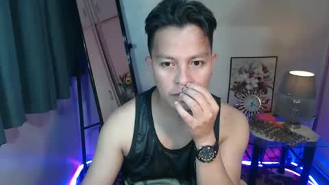 hunk_danny online show from March 8, 12:28 pm