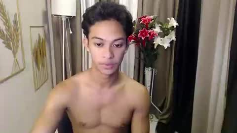 hunk_edward online show from May 22, 1:16 pm