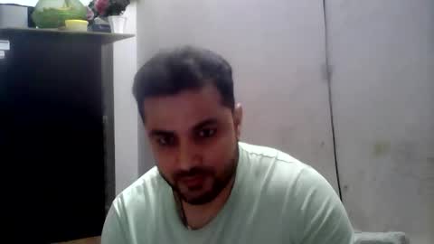 hunkster102 online show from May 31, 11:43 am