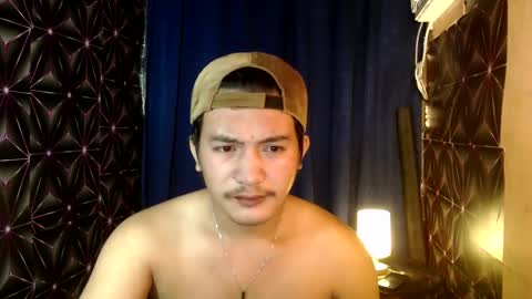 hunkylloyd online show from December 8, 8:36 pm