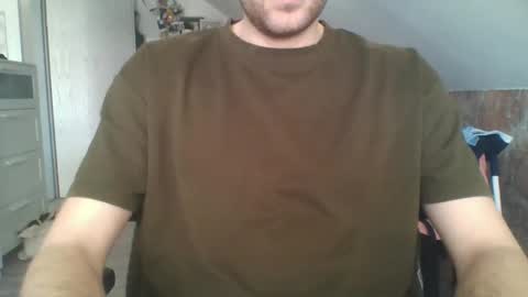 hunting_007 online show from April 4, 8:11 am